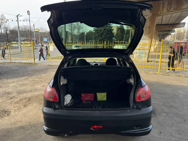 Peugeot 206 - фото 5