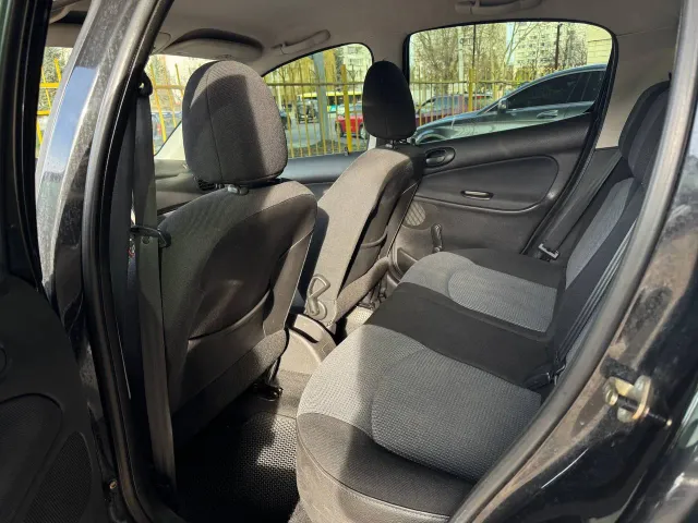 Peugeot 206 - фото 3