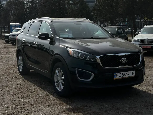 Kia Sorento - фото 1