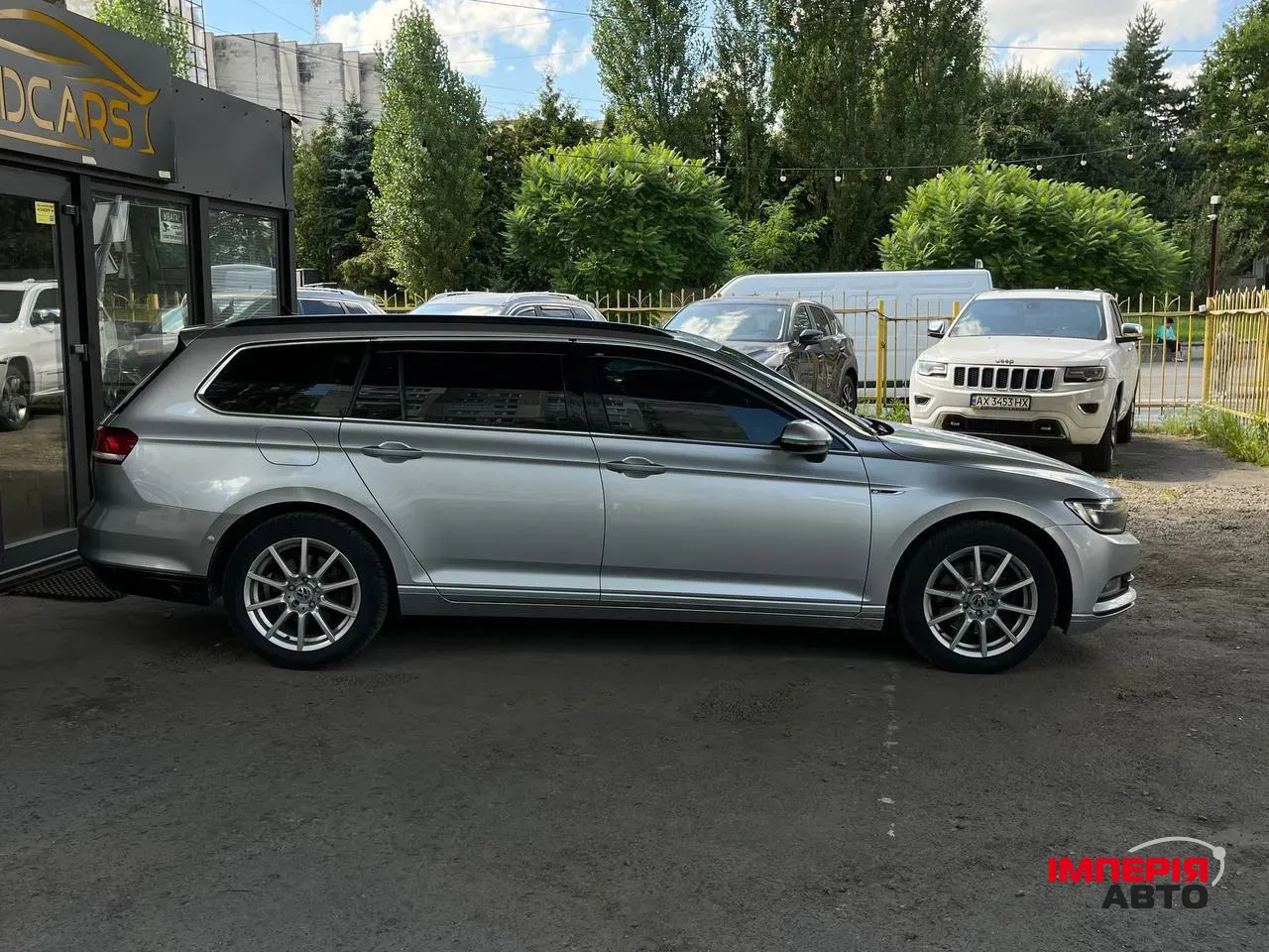 Volkswagen Passat - фото 2