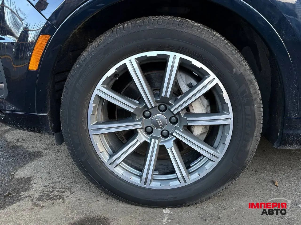 Audi Q7 - фото 4