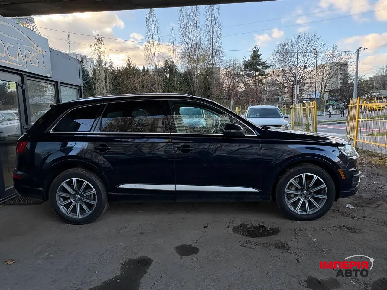 Audi Q7 - фото 7