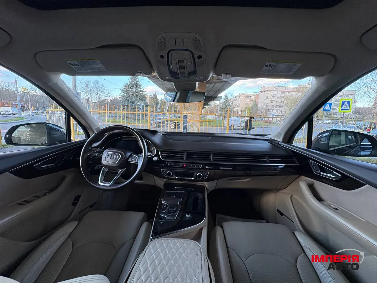 Audi Q7 - фото 23