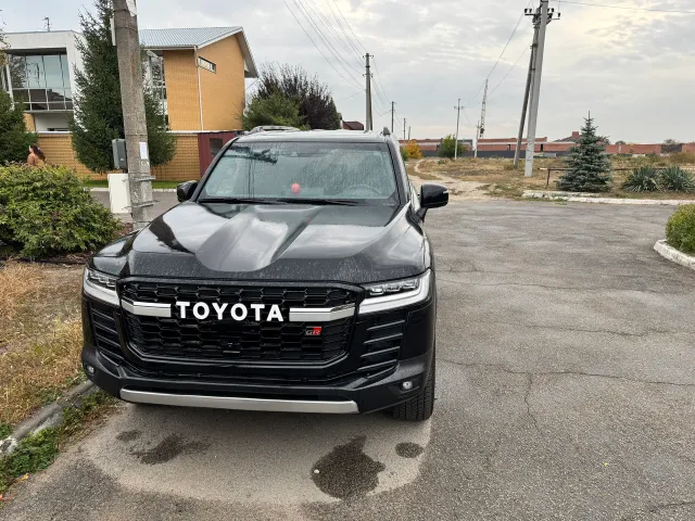 Toyota Land Cruiser - фото 1