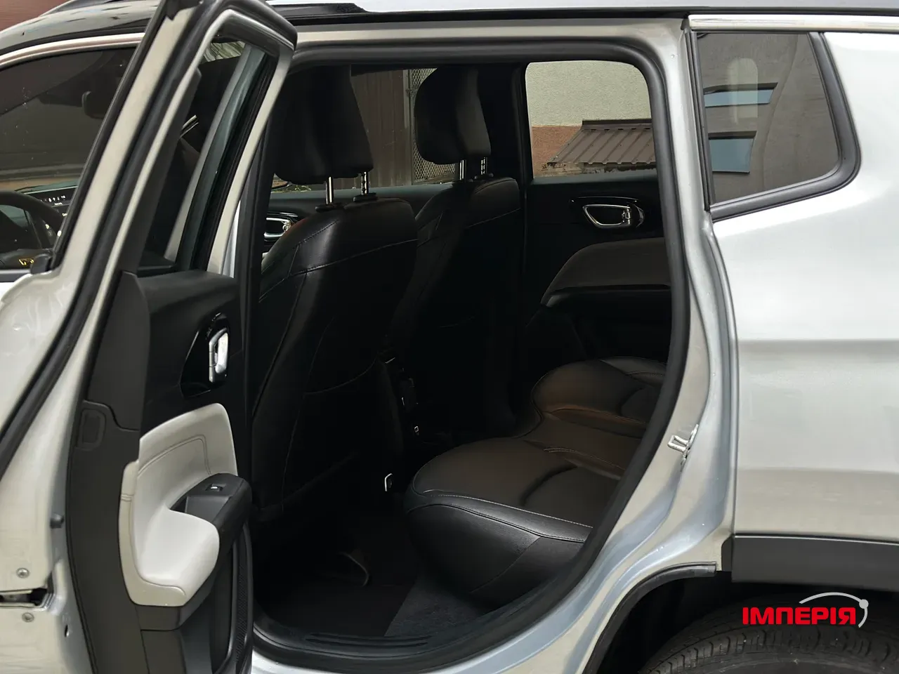 Jeep Compass - фото 18