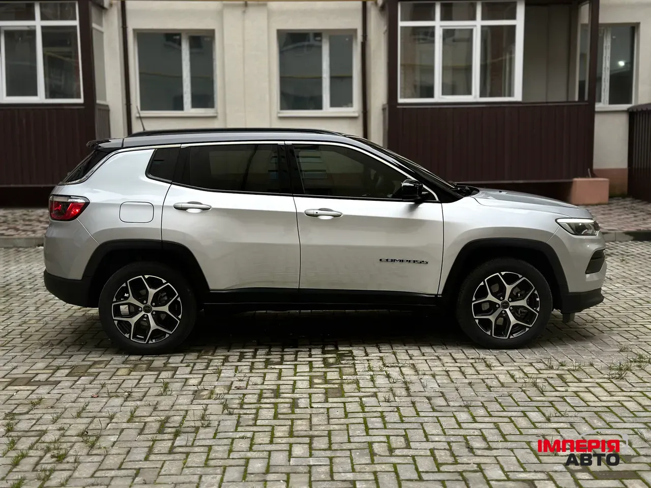 Jeep Compass - фото 7