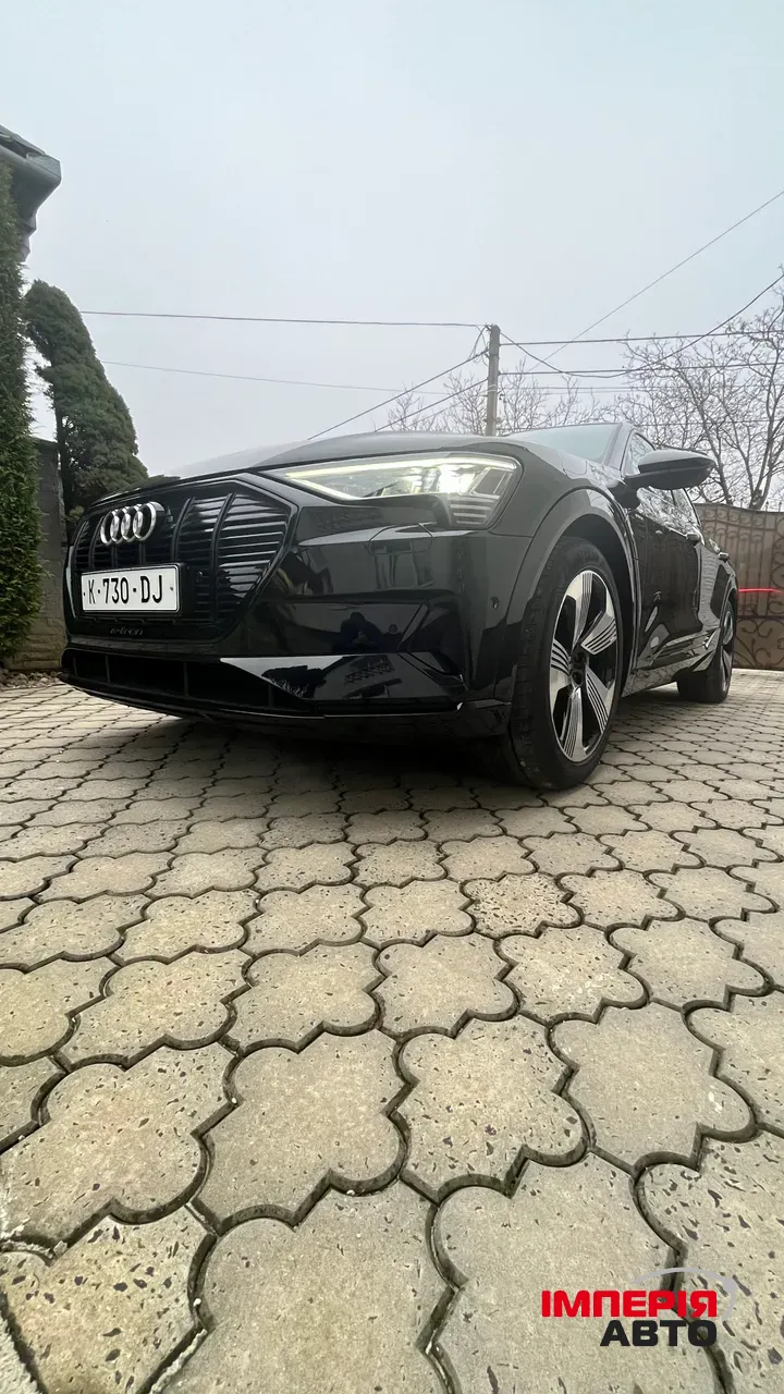 Audi e-tron Sportback - фото 8