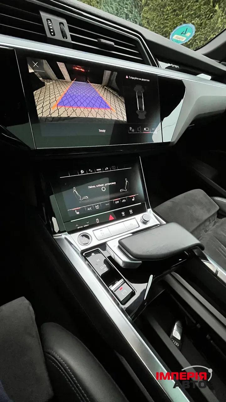 Audi e-tron Sportback - фото 12