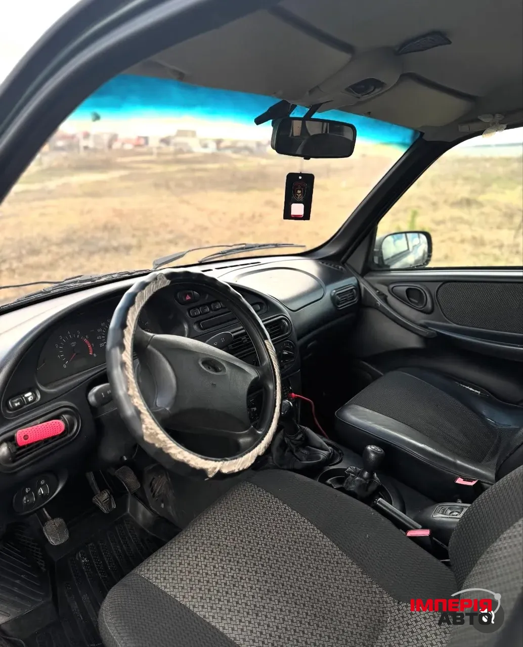 Chevrolet Niva - фото 8