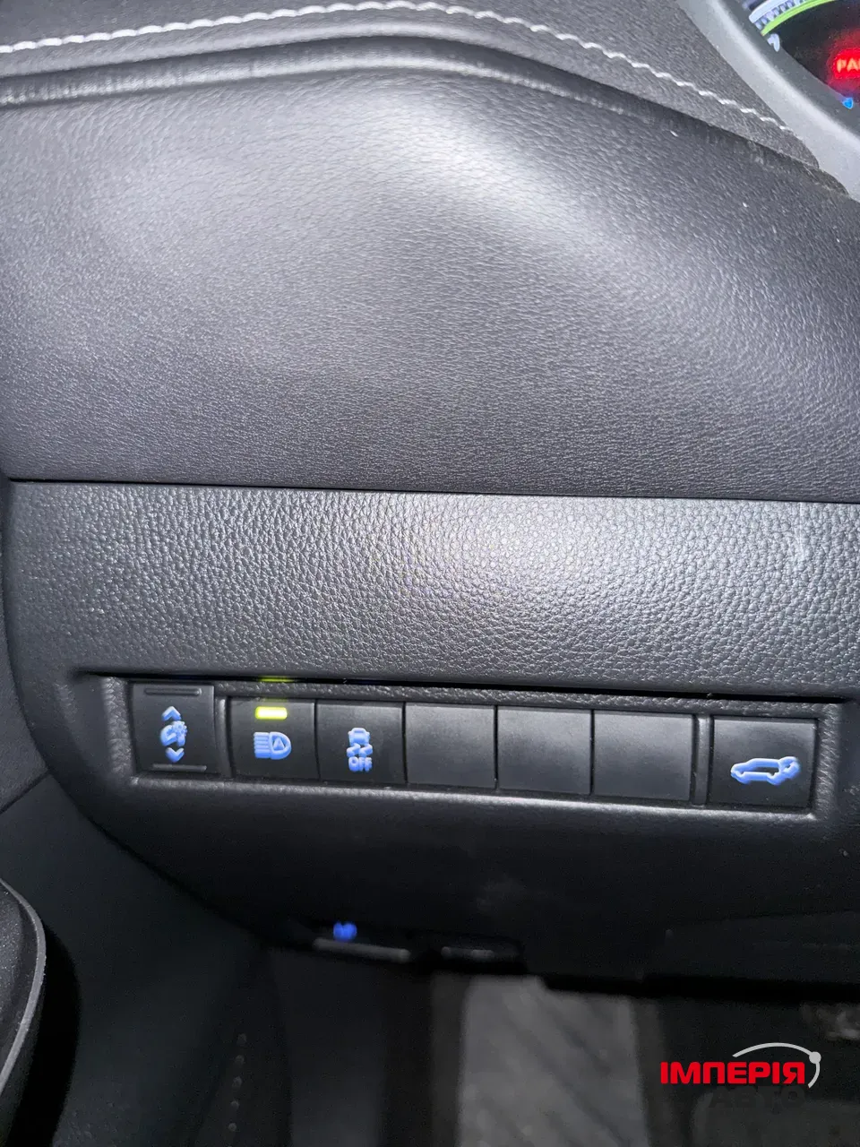 Toyota Venza - фото 11