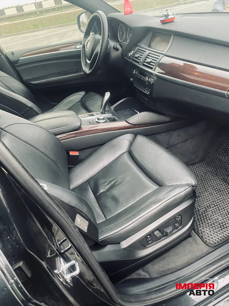 BMW X6 - фото 16