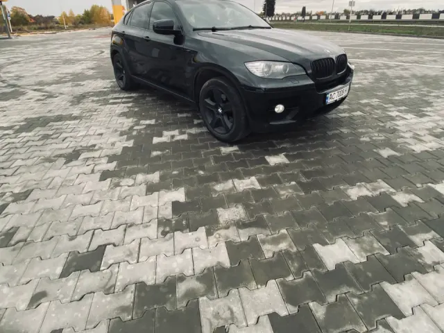 BMW X6 - фото 2