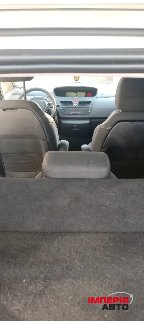 Citroen C4 Picasso - фото 13