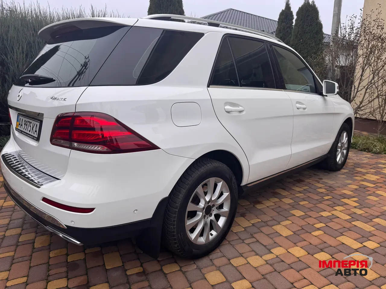 Mercedes-Benz GLE - фото 7