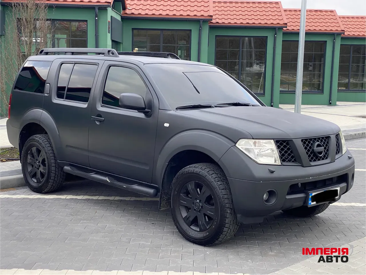 Nissan Pathfinder - фото 2