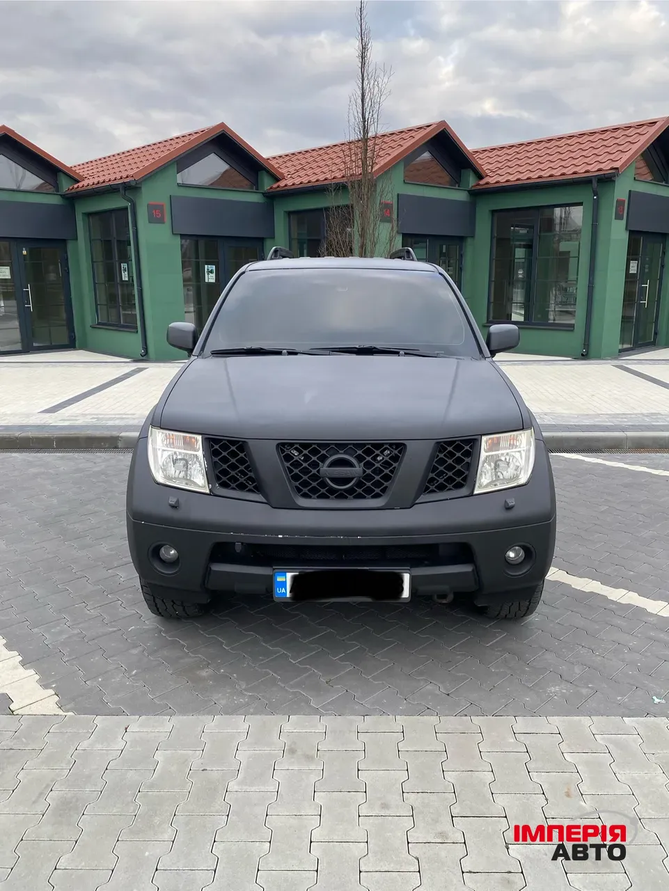 Nissan Pathfinder - фото 1