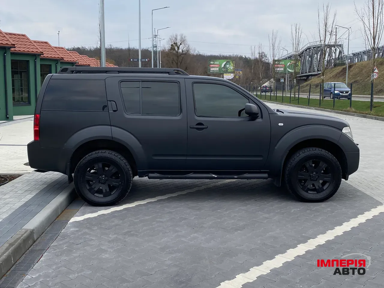 Nissan Pathfinder - фото 3