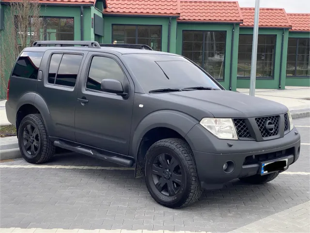Nissan Pathfinder - фото 2