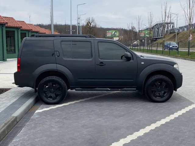 Nissan Pathfinder - фото 3