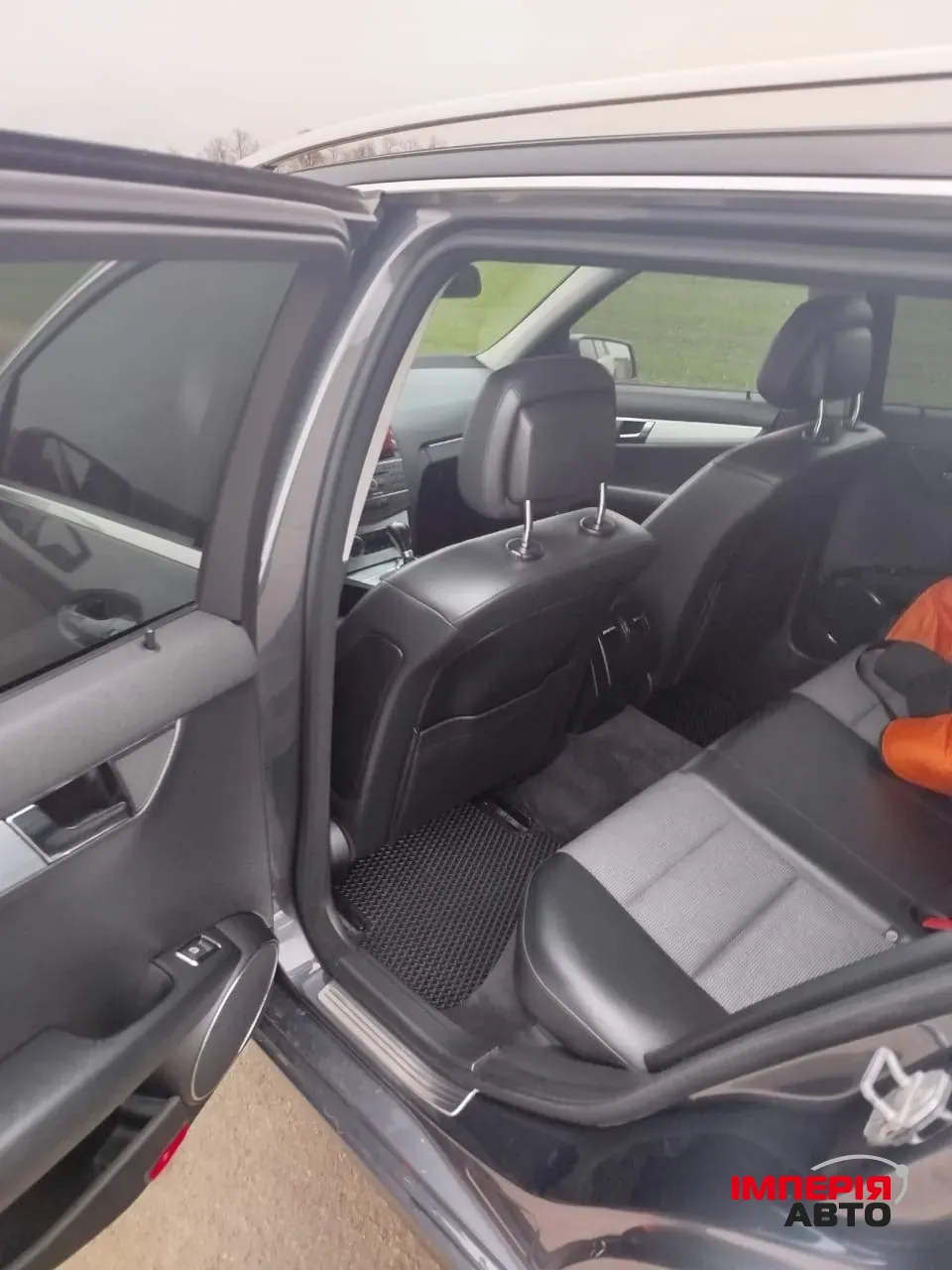 Mercedes-Benz C-Класс - фото 9