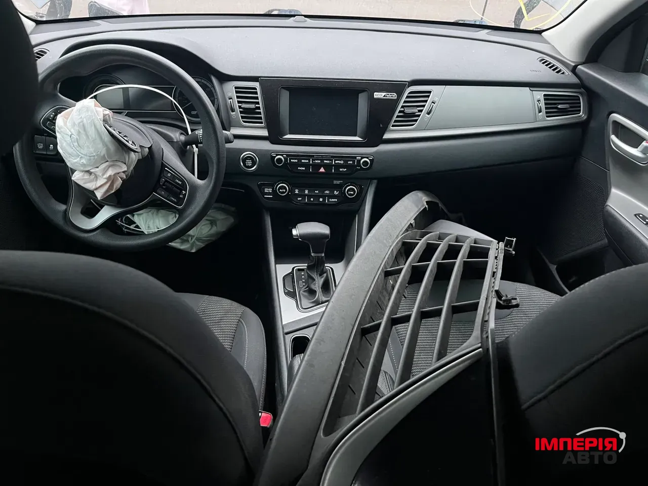 Kia Niro - фото 15