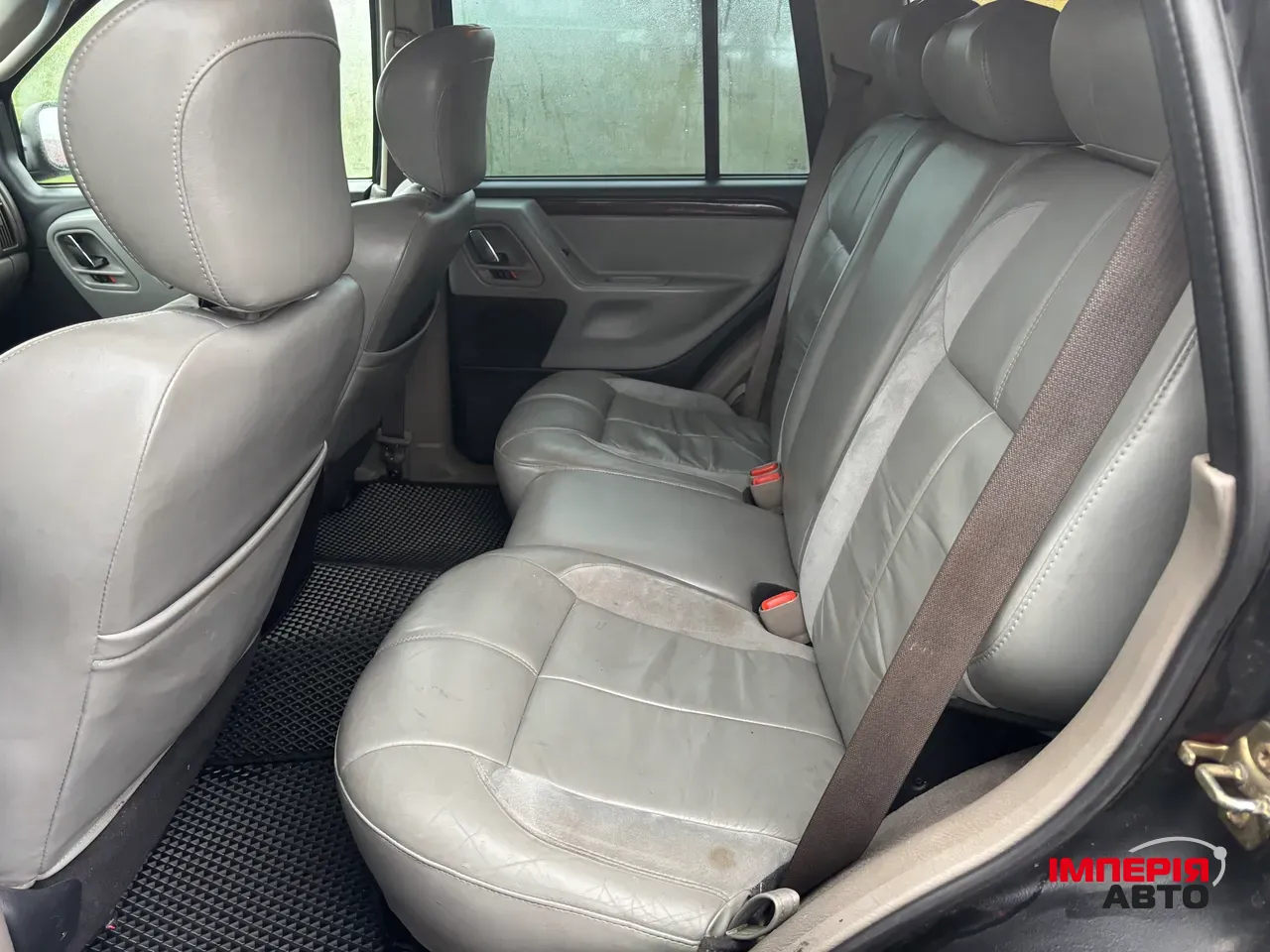 Jeep Grand Cherokee - фото 12