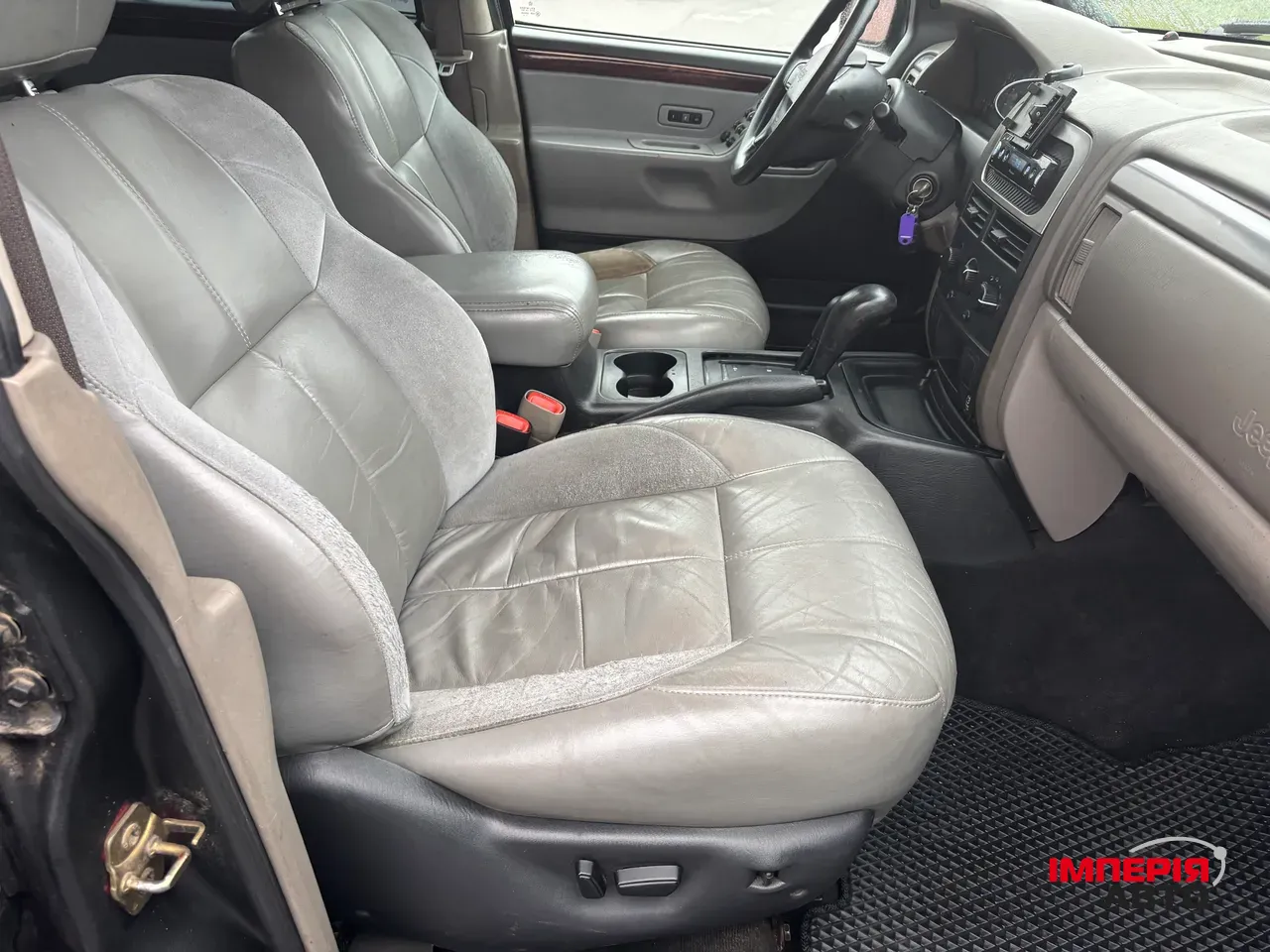 Jeep Grand Cherokee - фото 8