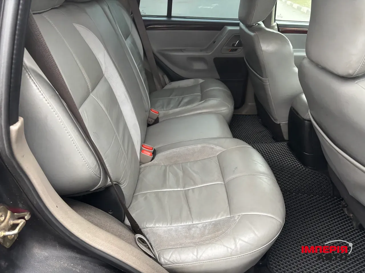 Jeep Grand Cherokee - фото 10