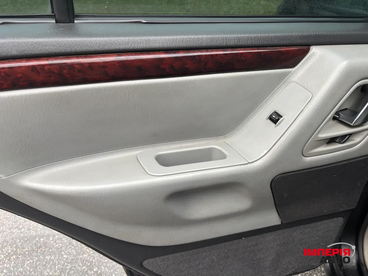 Jeep Grand Cherokee - фото 13