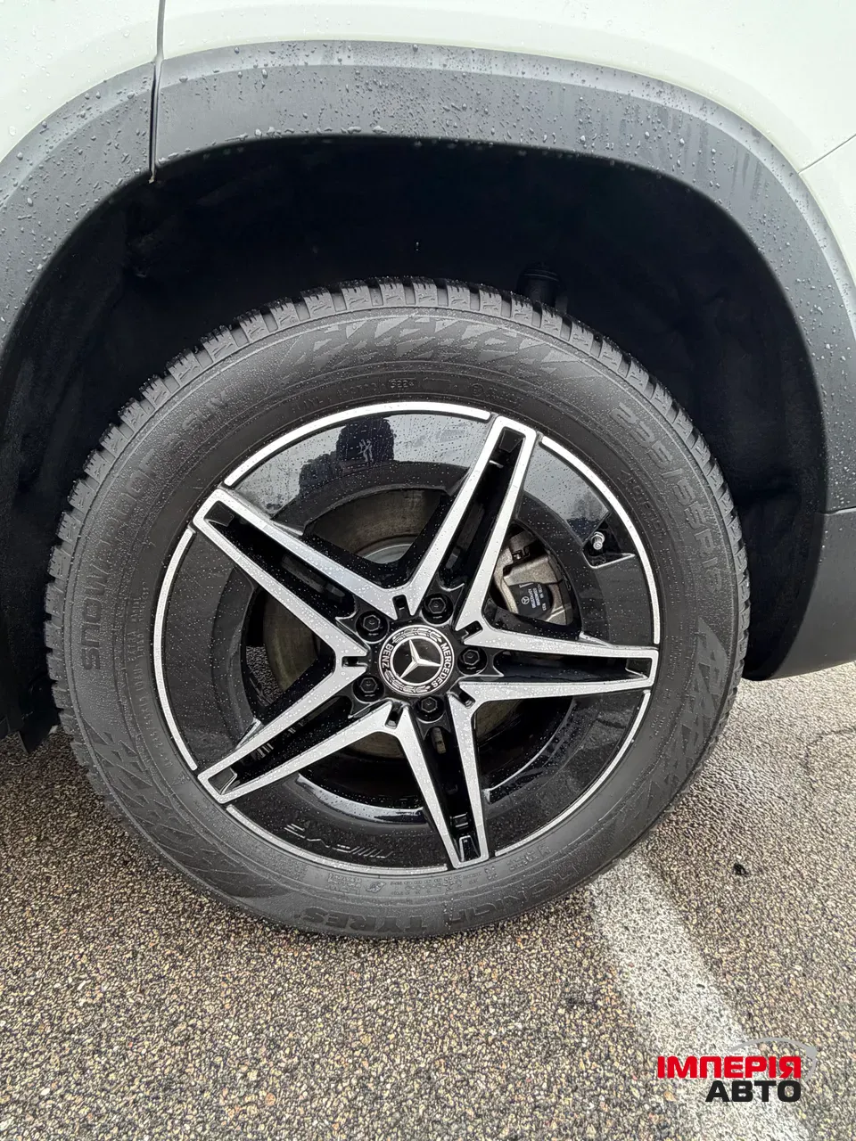 Mercedes-Benz EQB - фото 8