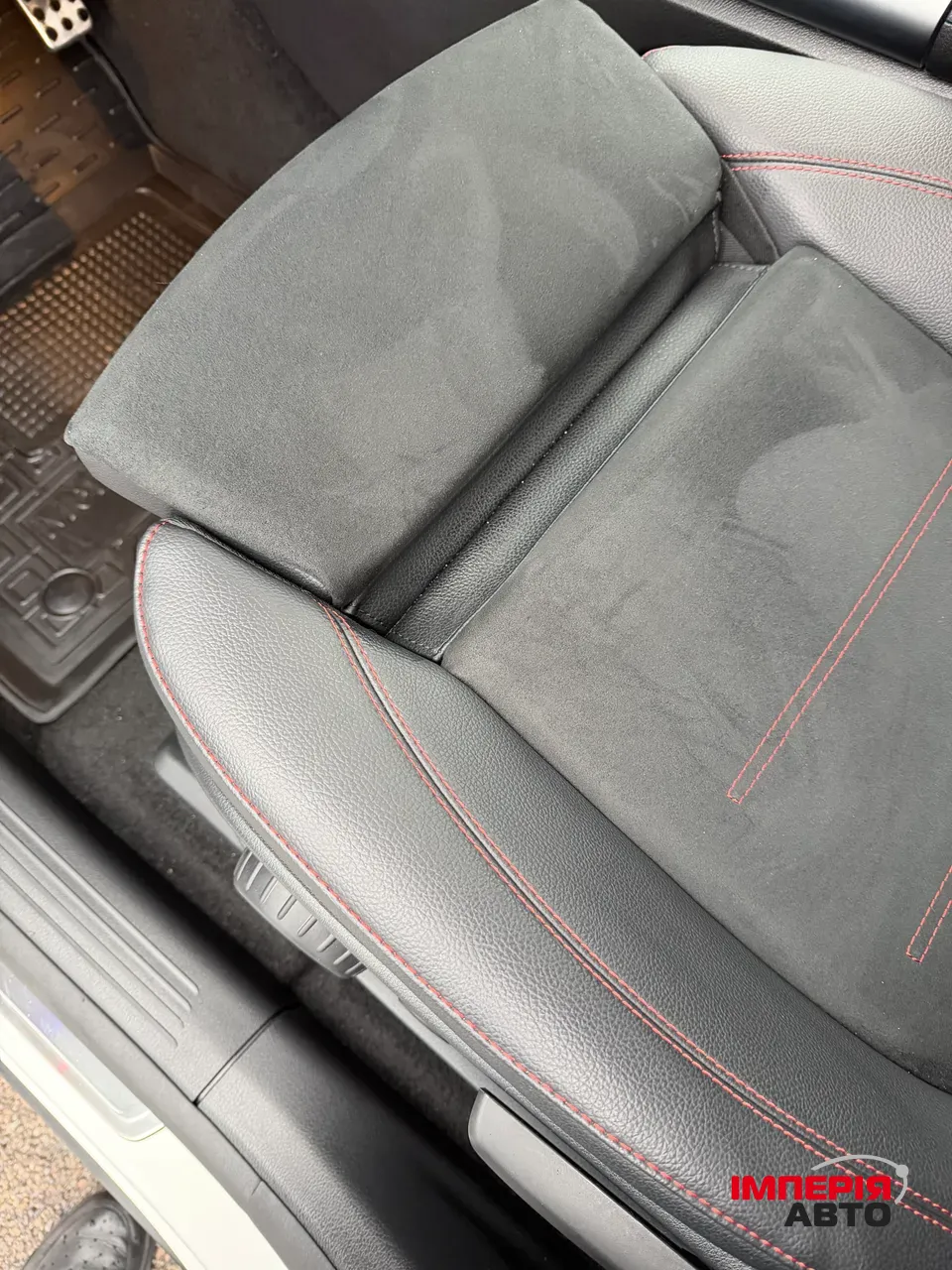 Mercedes-Benz EQB - фото 13