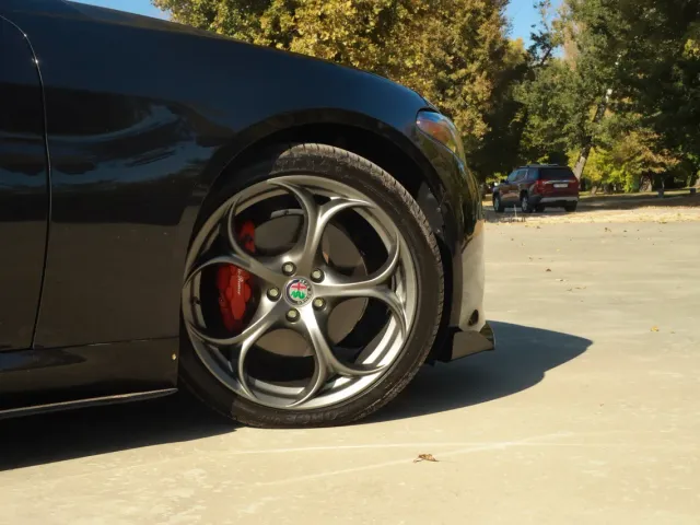 Alfa Romeo Giulia - фото 3