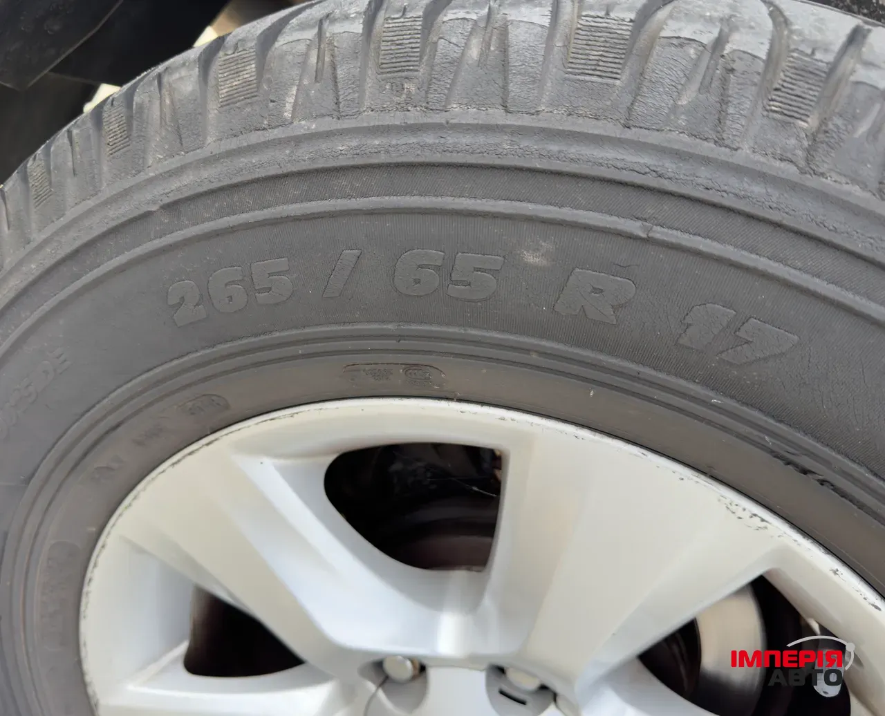 Toyota Land Cruiser Prado - фото 4