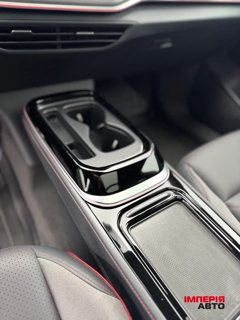 Volkswagen ID.4 - фото 13