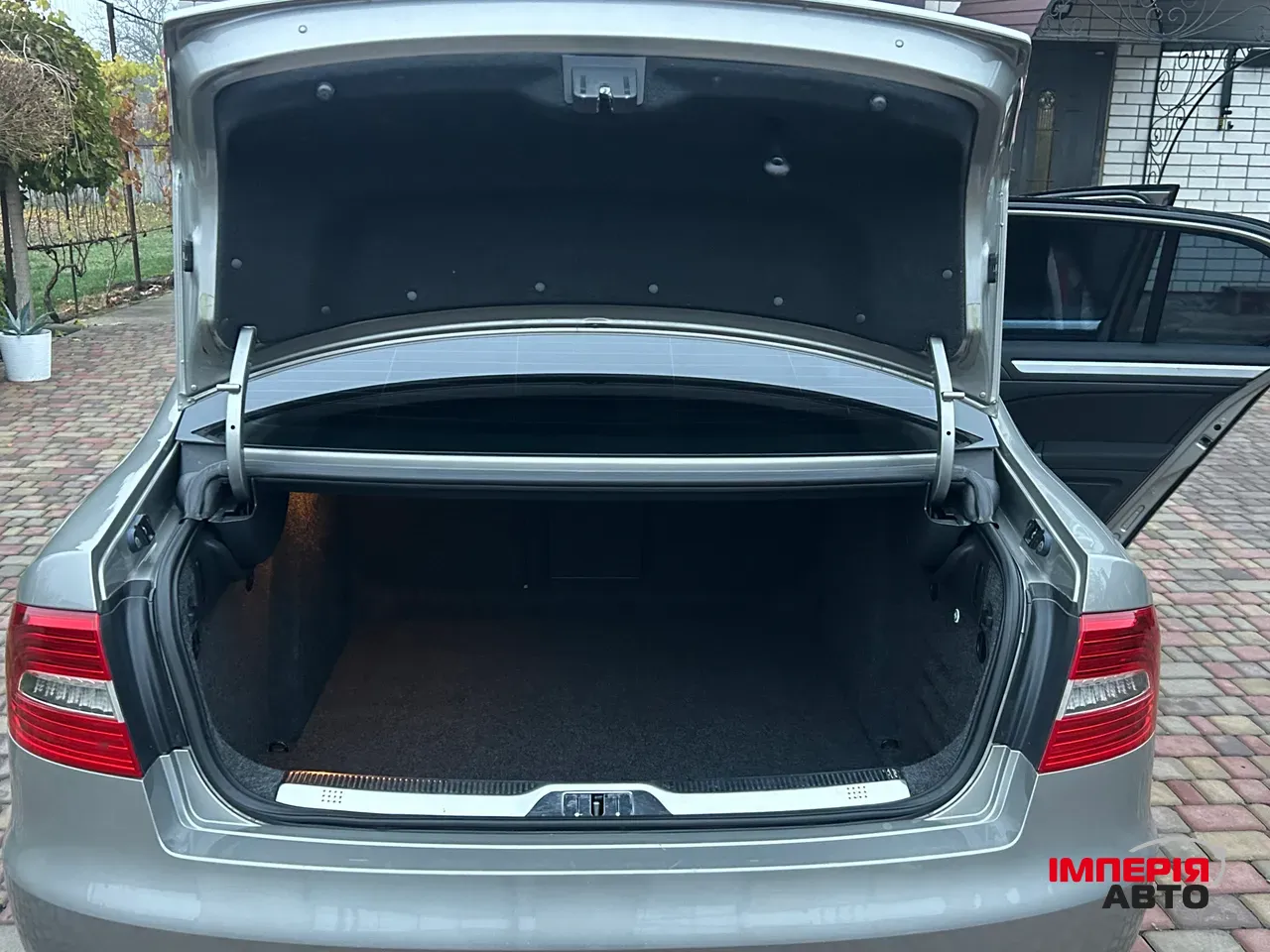 Skoda Superb - фото 14