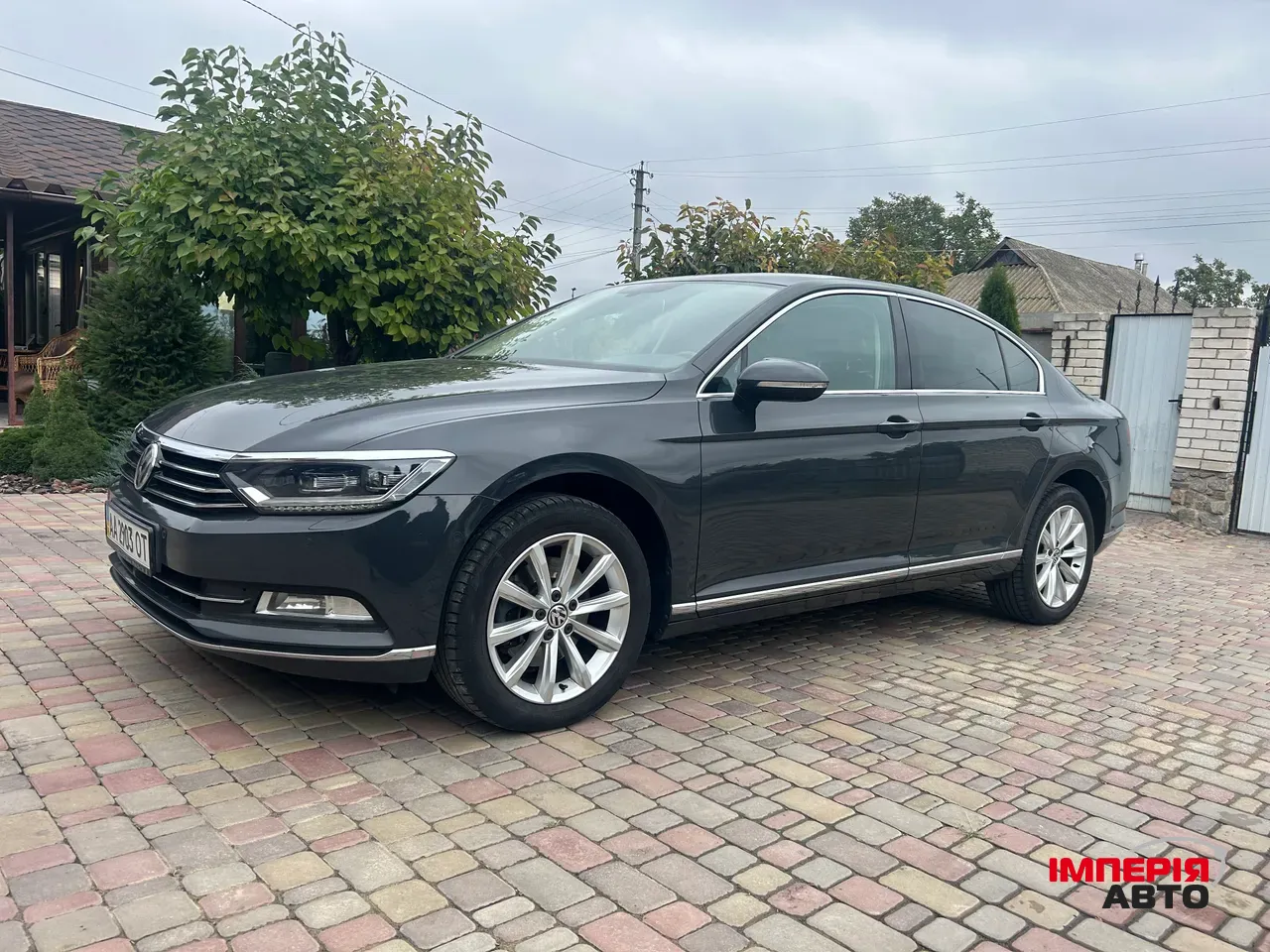 Volkswagen Passat - фото 1