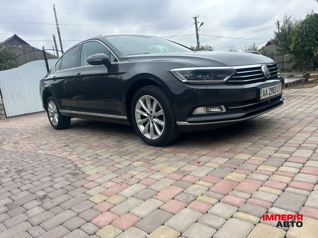 Volkswagen Passat - фото 6