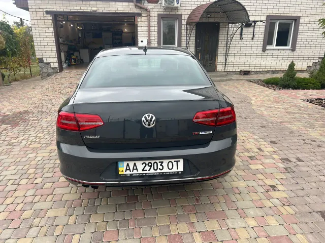 Volkswagen Passat - фото 4