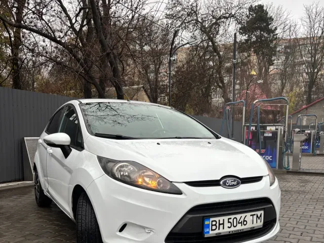 Ford Fiesta - фото 2