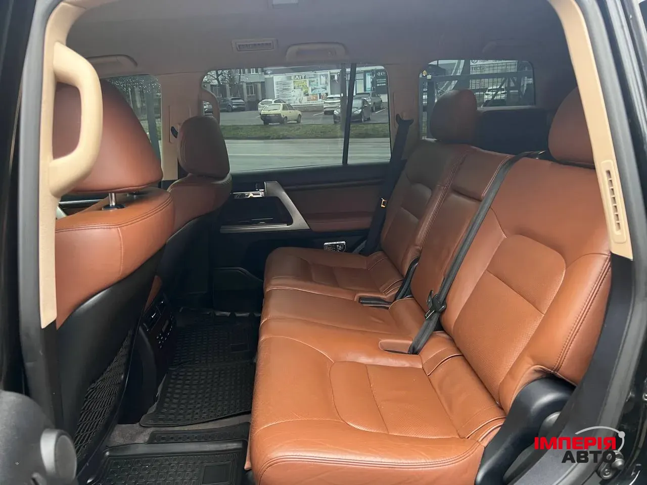 Toyota Land Cruiser - фото 8