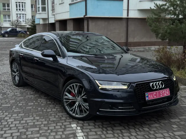 Audi A7 - фото 1