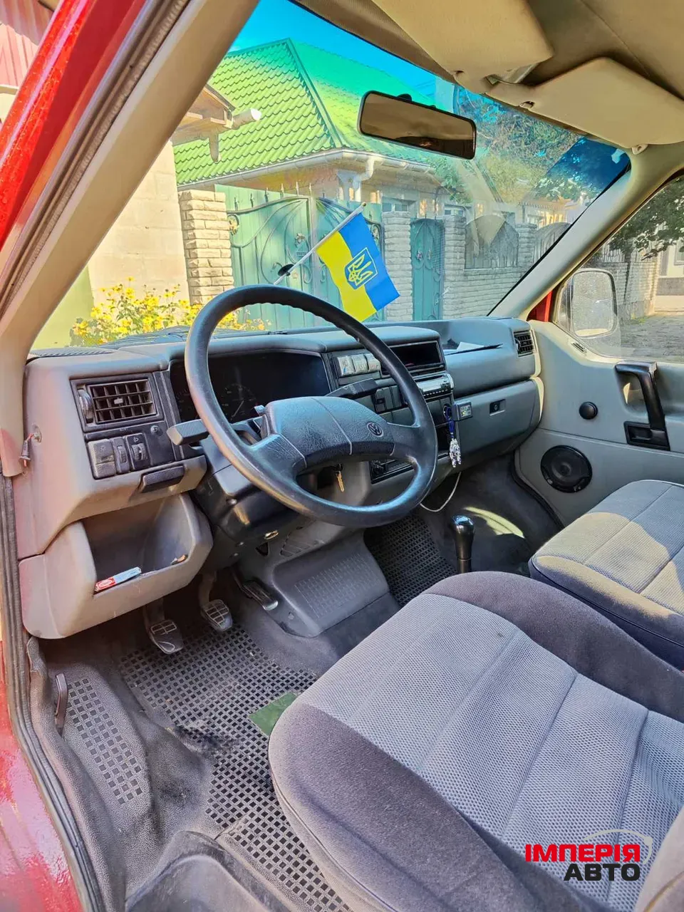 Volkswagen Transporter - фото 2