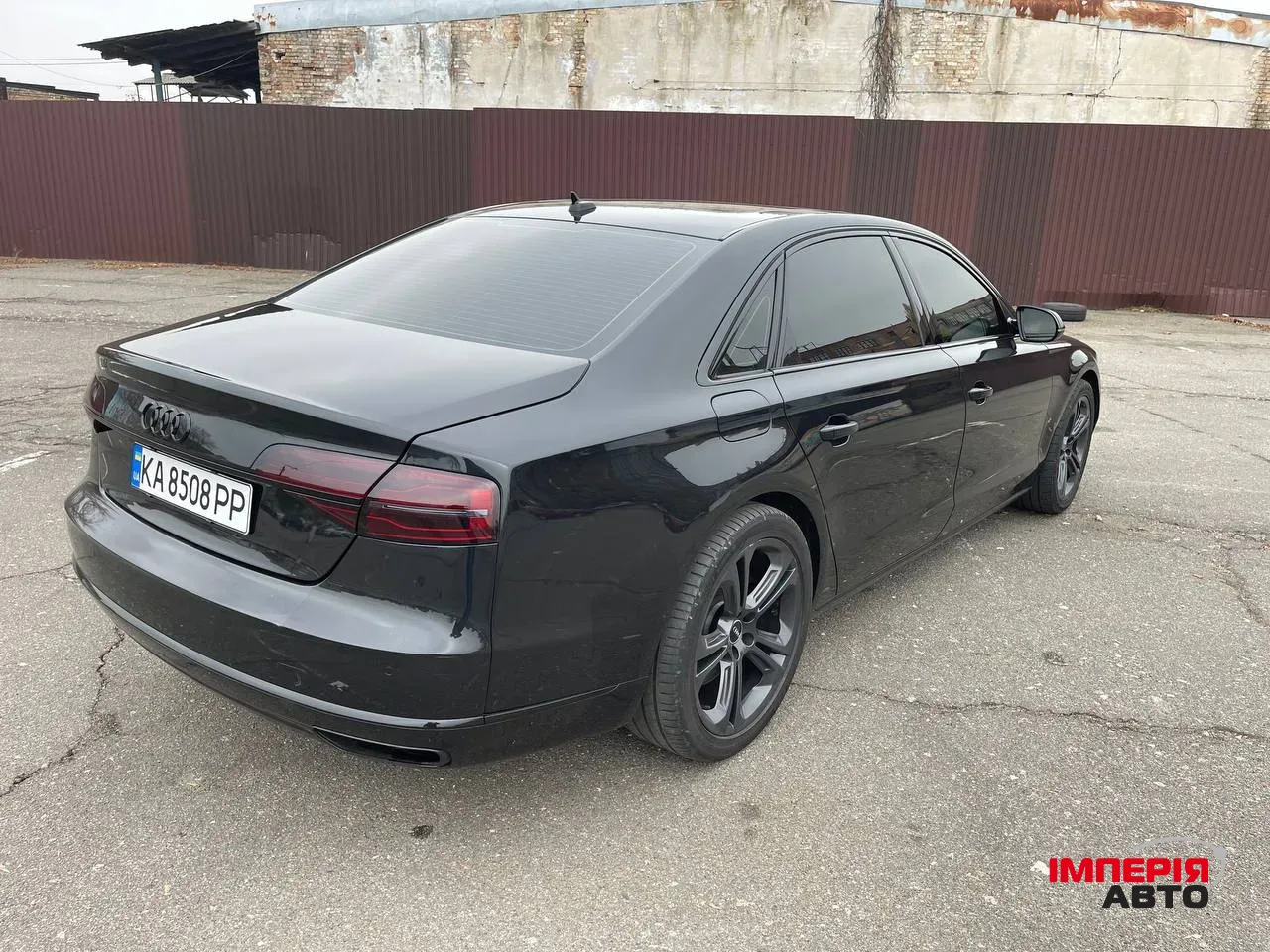 Audi A8 - фото 6
