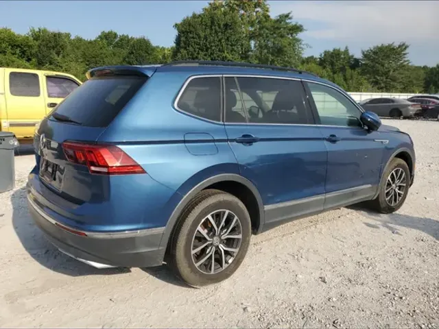 Volkswagen Tiguan - фото 3