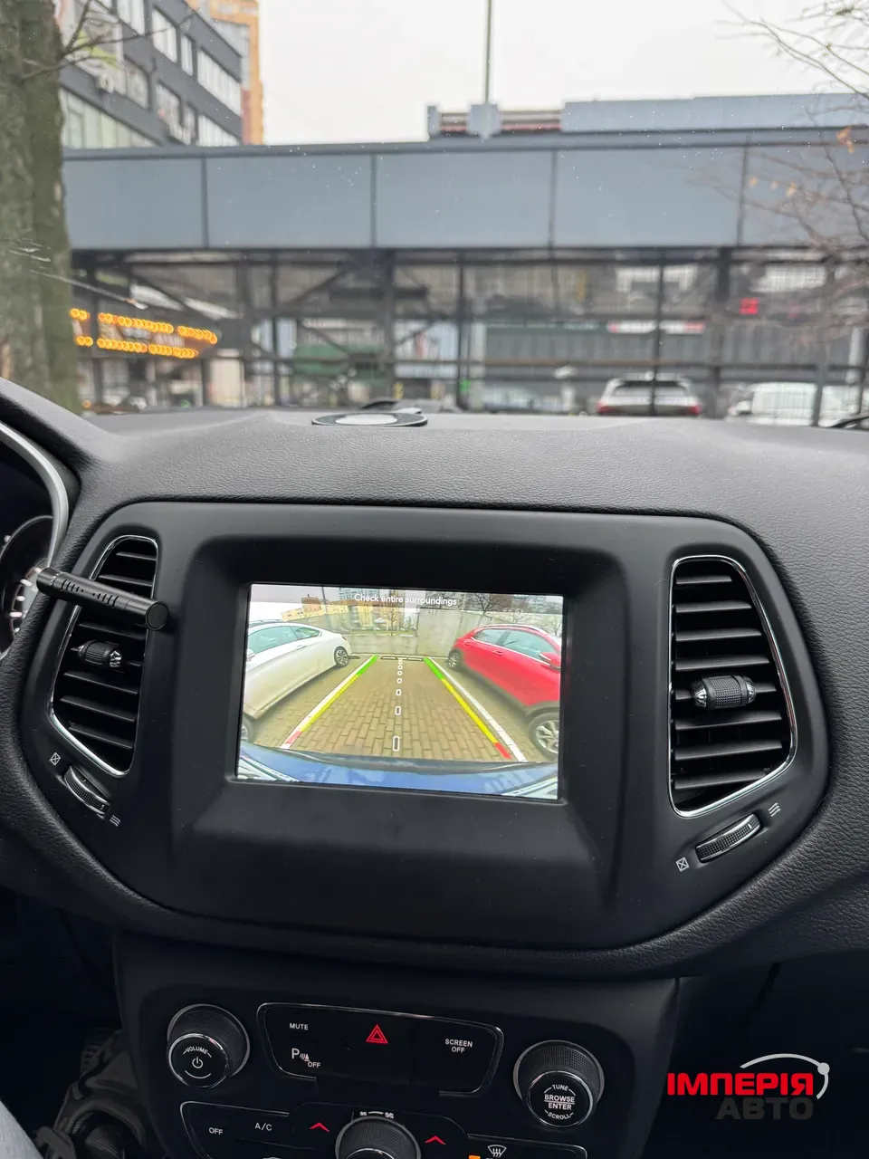 Jeep Compass - фото 16