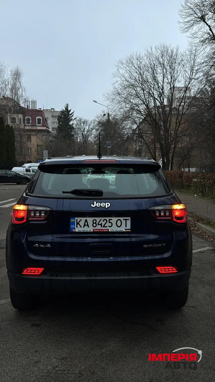Jeep Compass - фото 2