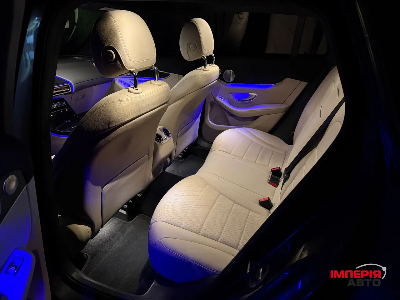 Mercedes-Benz EQC - фото 7