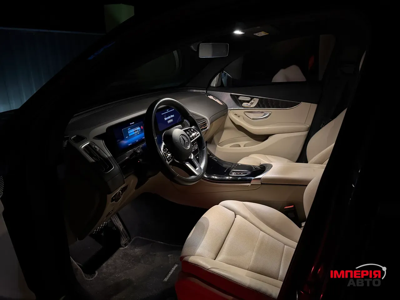 Mercedes-Benz EQC - фото 6