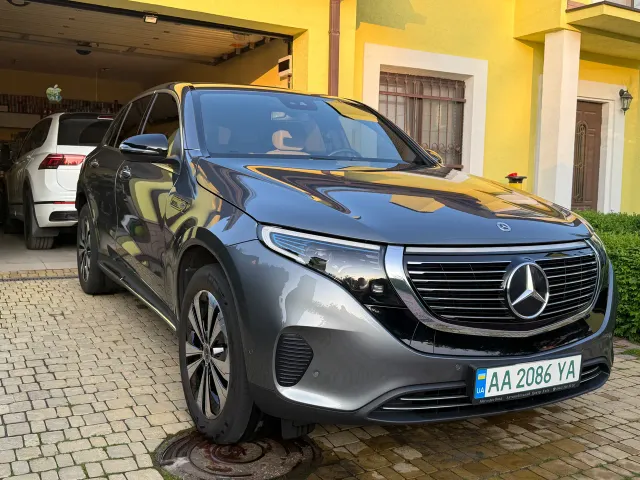 Mercedes-Benz EQC - фото 1