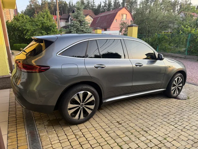 Mercedes-Benz EQC - фото 3